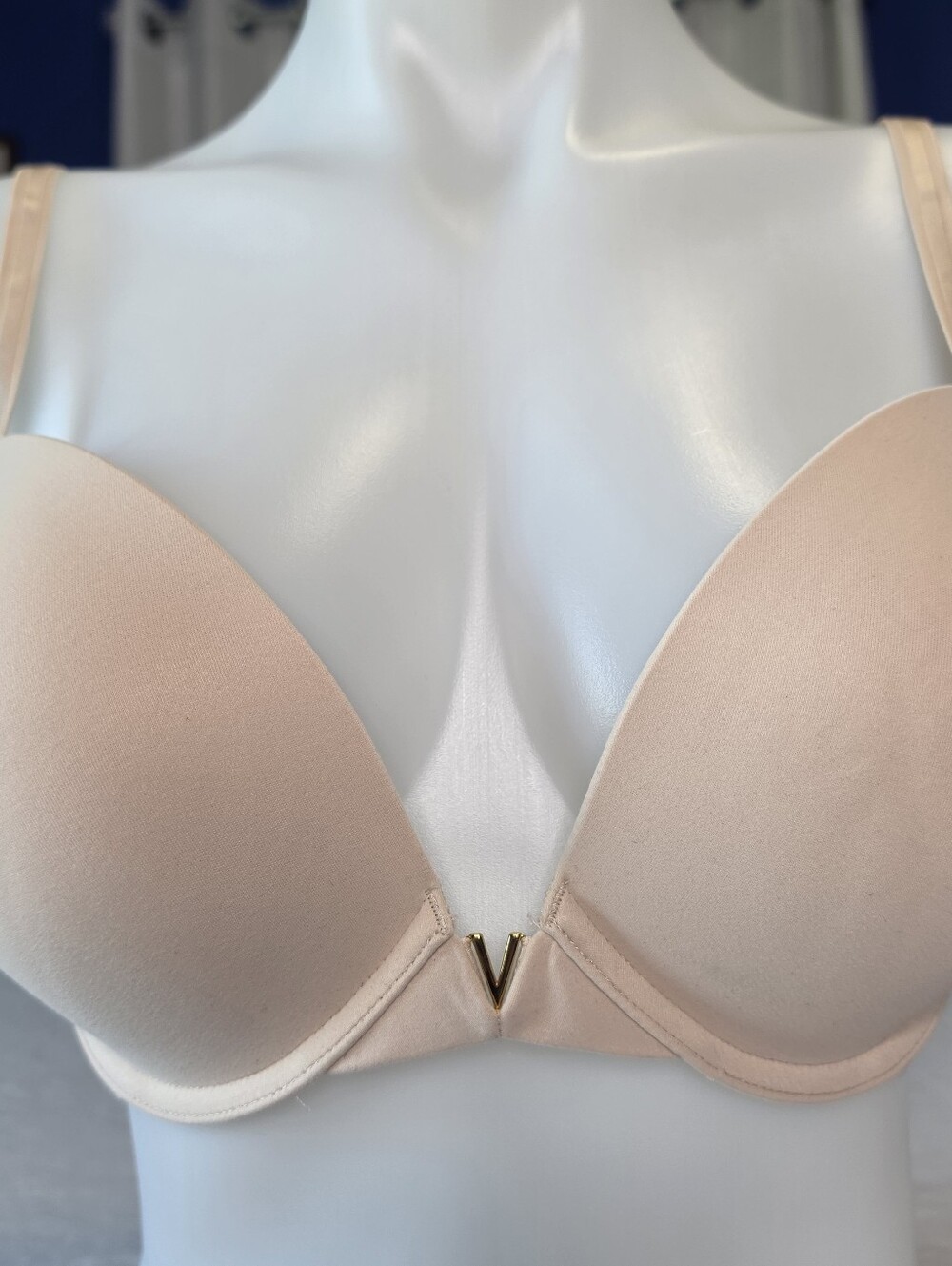 Victoria's Secret Love Cloud Convertible Underwire Push Up Bra 34DD Cream Gold V